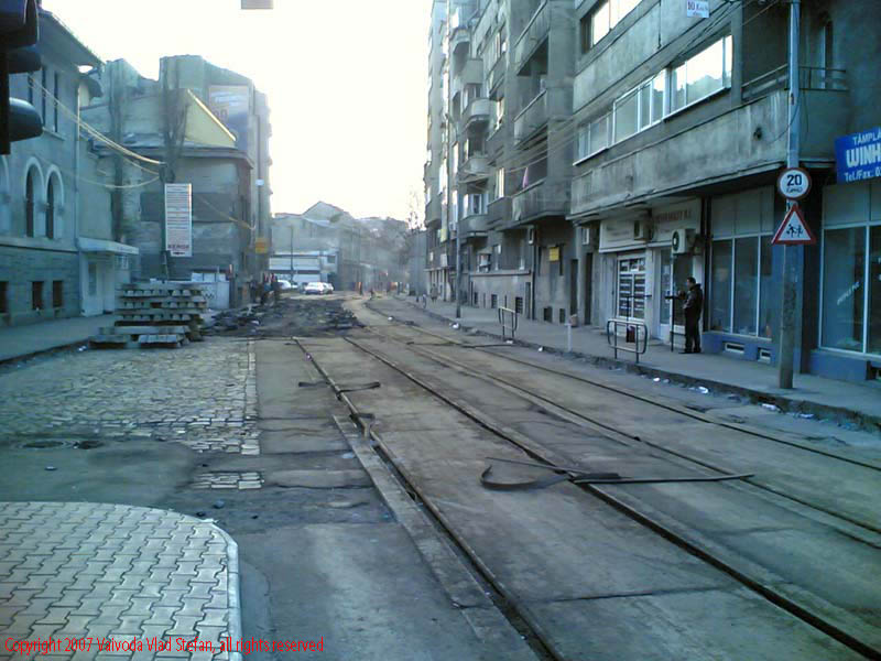 Vaivoda Vlad Stefan fotograf in Romania lucrari carosabil sine tramvai Calea Mosilor sector 3 Administratia Finantelor Publice persoane juridice Bucuresti 2007