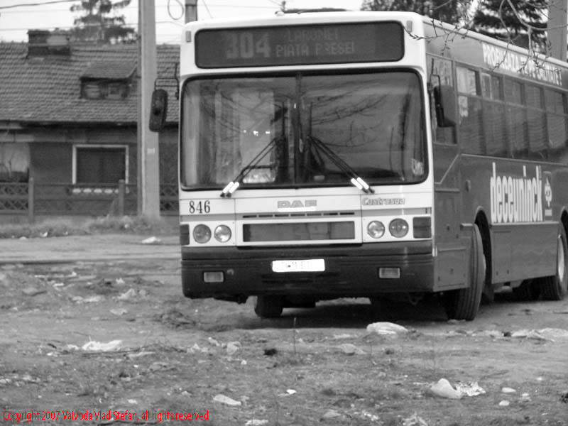 Vaivoda Vlad Stefan fotograf in Romania RATB autobuz 304 Laromet Bucurestii Noi 2007