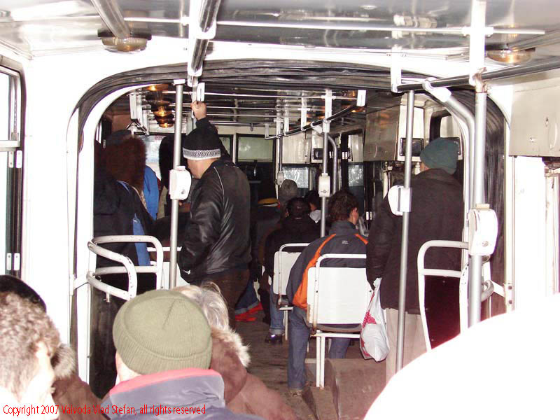 Vaivoda Vlad Stefan fotograf in Romania RATB interior pasageri troleu 97 Calea Grivitei 2007