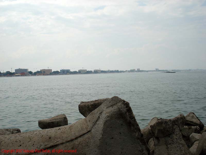 stabilopozi Marea Neagra Mamaia 2007 Constanta Vaivoda Vlad fotograf in Romania turism turist litoral vara mal
