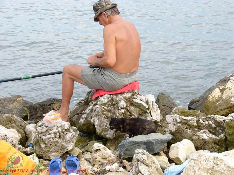 La pescuit Mamaia 2007 Constanta Vaivoda Vlad fotograf in Romania turism turist litoral vara mal peisaj natura natural pescar peste undita