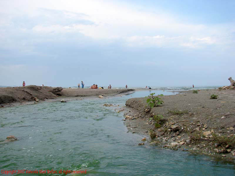 Pe plaja Mamaia 2007 Constanta Vaivoda Vlad fotograf in Romania turism turist litoral vara mal peisaj natura natural nisip